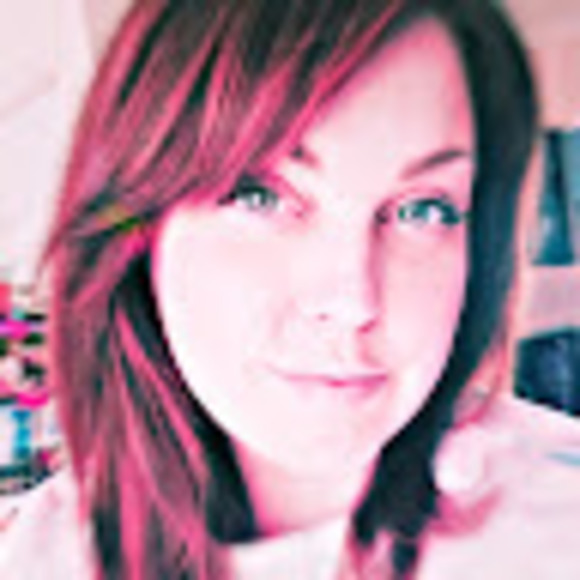 Meet your Posher, Mallory - Picture 1 of 1